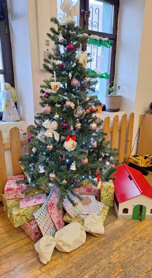 Vianočné prekvapenia pod&nbsp;stromčekom - 12.12.2025